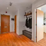 Sunset Heights Bright 2Br With City Views And Free Parking
